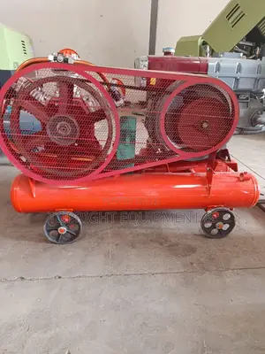 Air Compressor - 3 Pistons