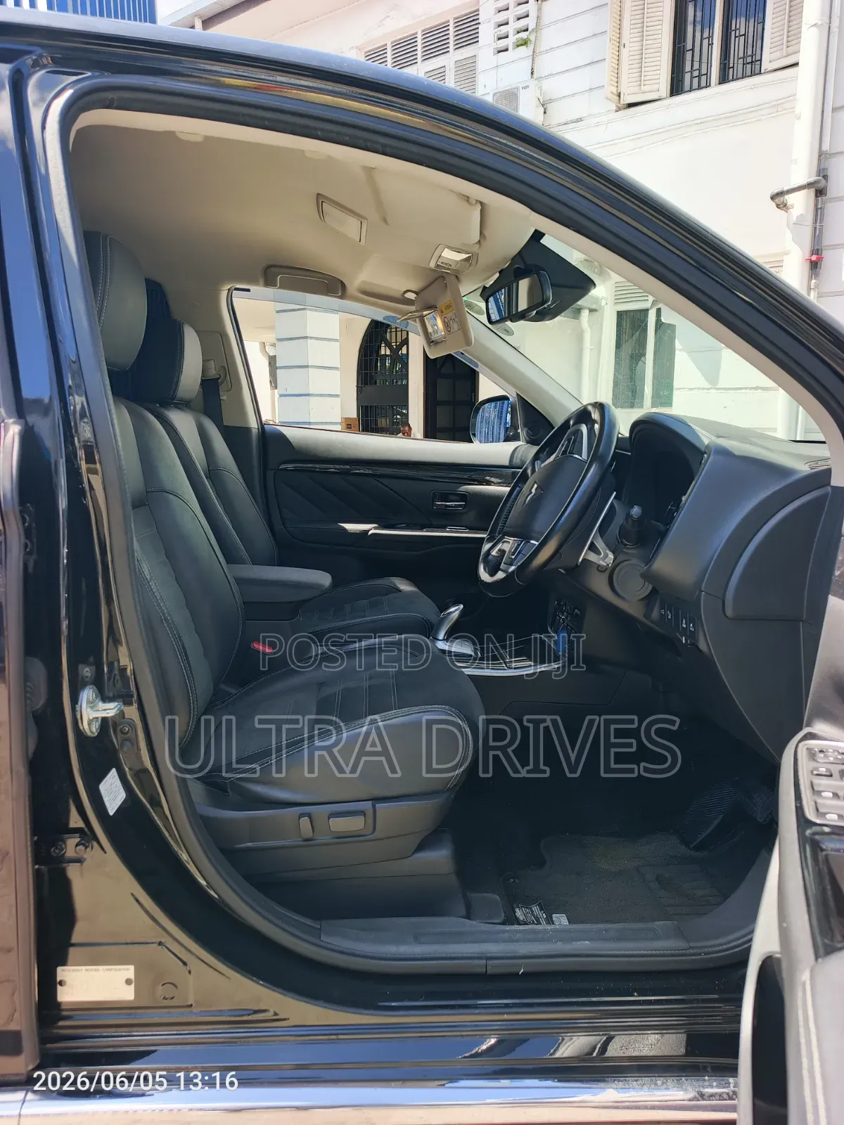 Mitsubishi Outlander 2018 Black