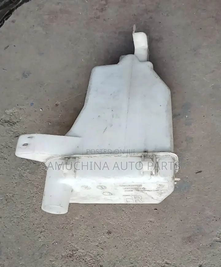 Washer Bottle Nissan Note E12