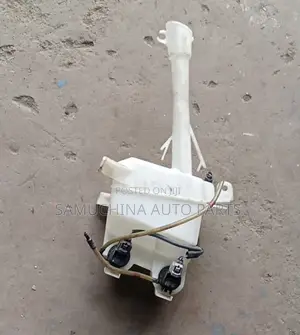 Washer Bottle Toyota Fielder 141