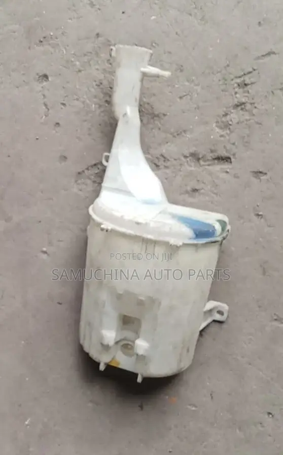 Washer Bottle Toyota Ist Old Model