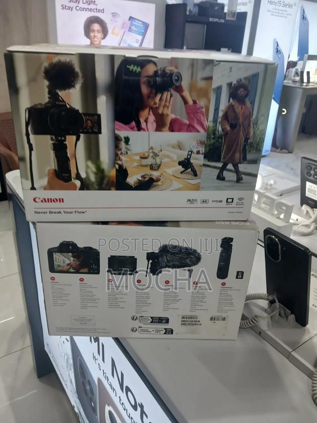 Canon Eos R50 Content Creator Kit