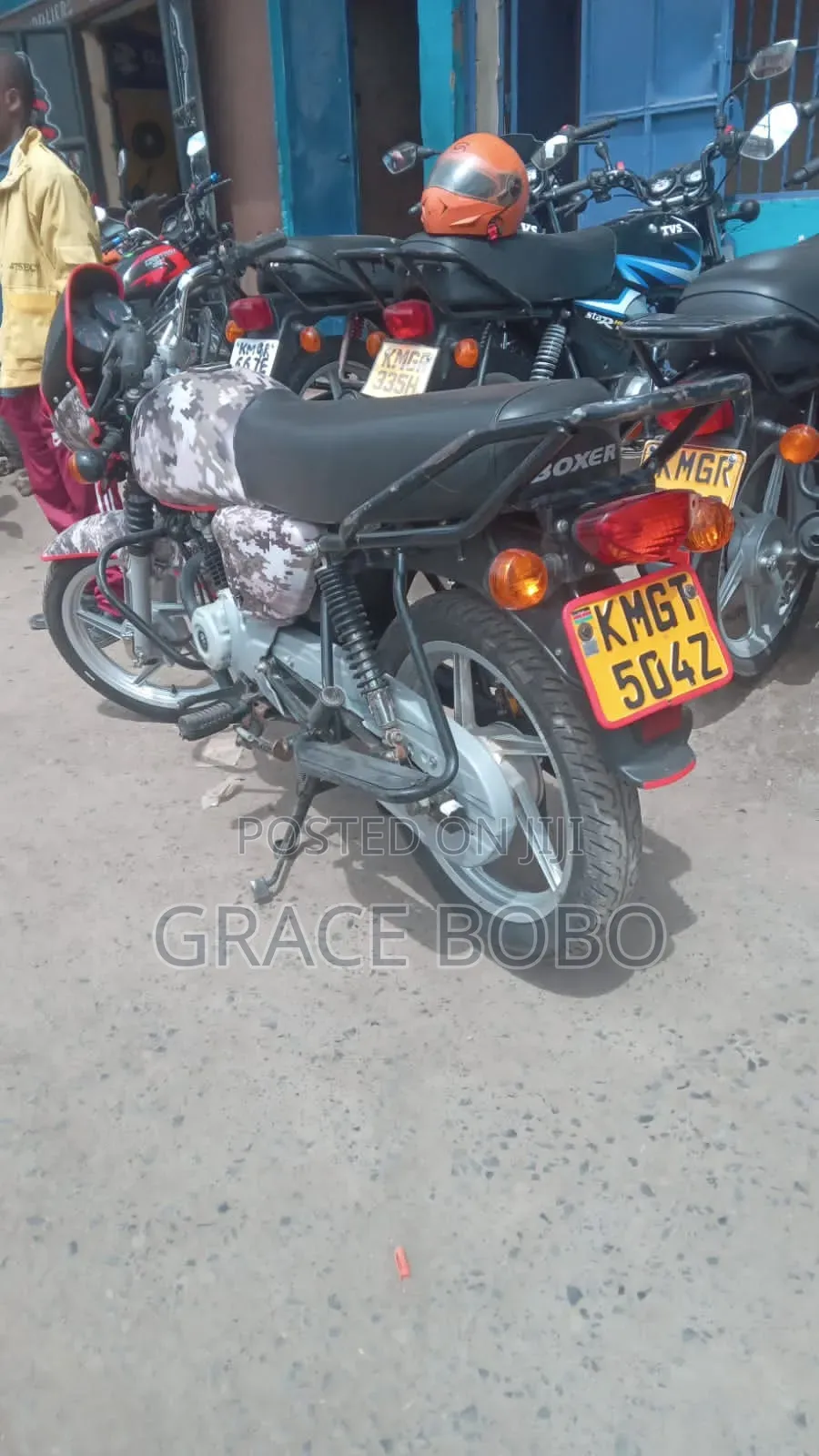 Bajaj Boxer 125 2023 Red