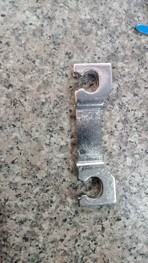 Mc Cut-Out Neutral Bar