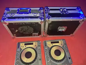 CDJ 800mk1 Plus Flightcases