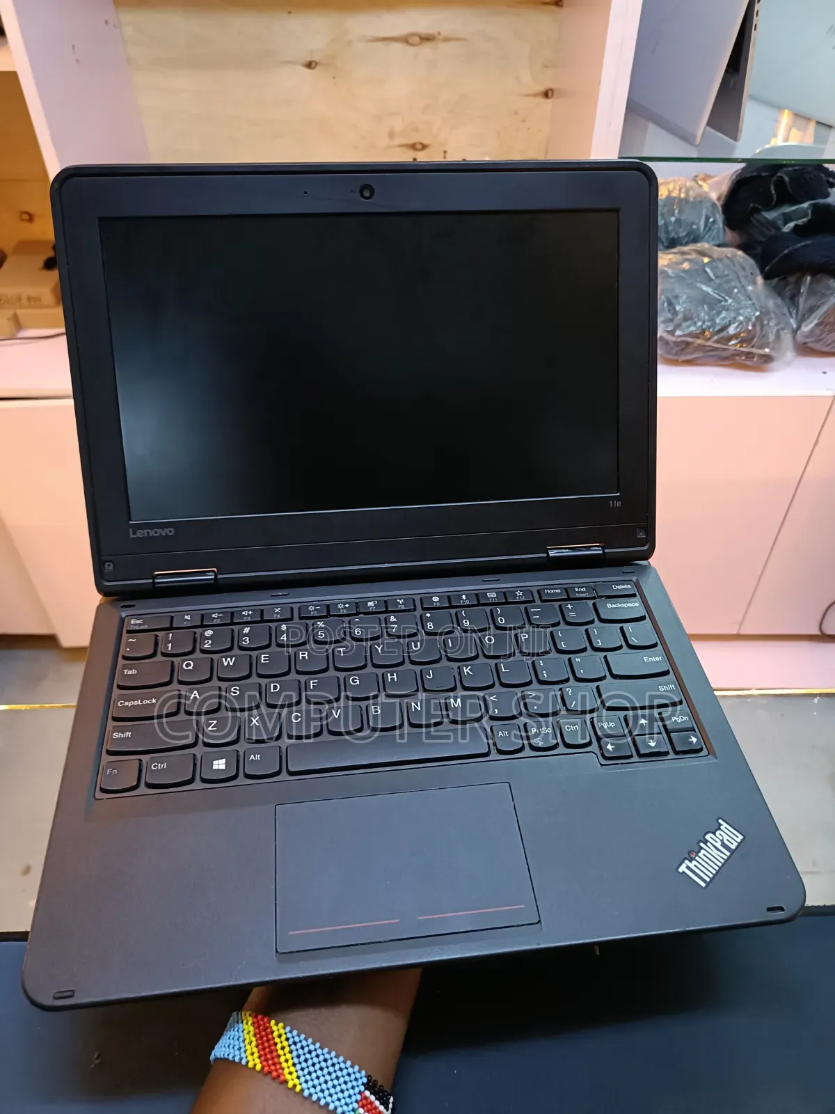 Laptop Lenovo ThinkPad 11e 4GB Intel Celeron SSD 128GB
