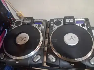 Numark CDX Turntables