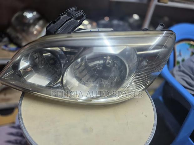 Ford Escape 2012 Non Xenon - main view