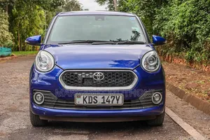 Toyota Passo 2017 Blue