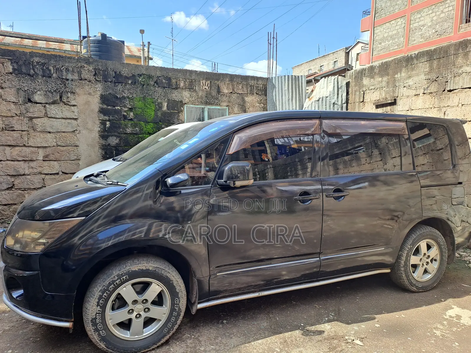 Mitsubishi Delica 2012 Black
