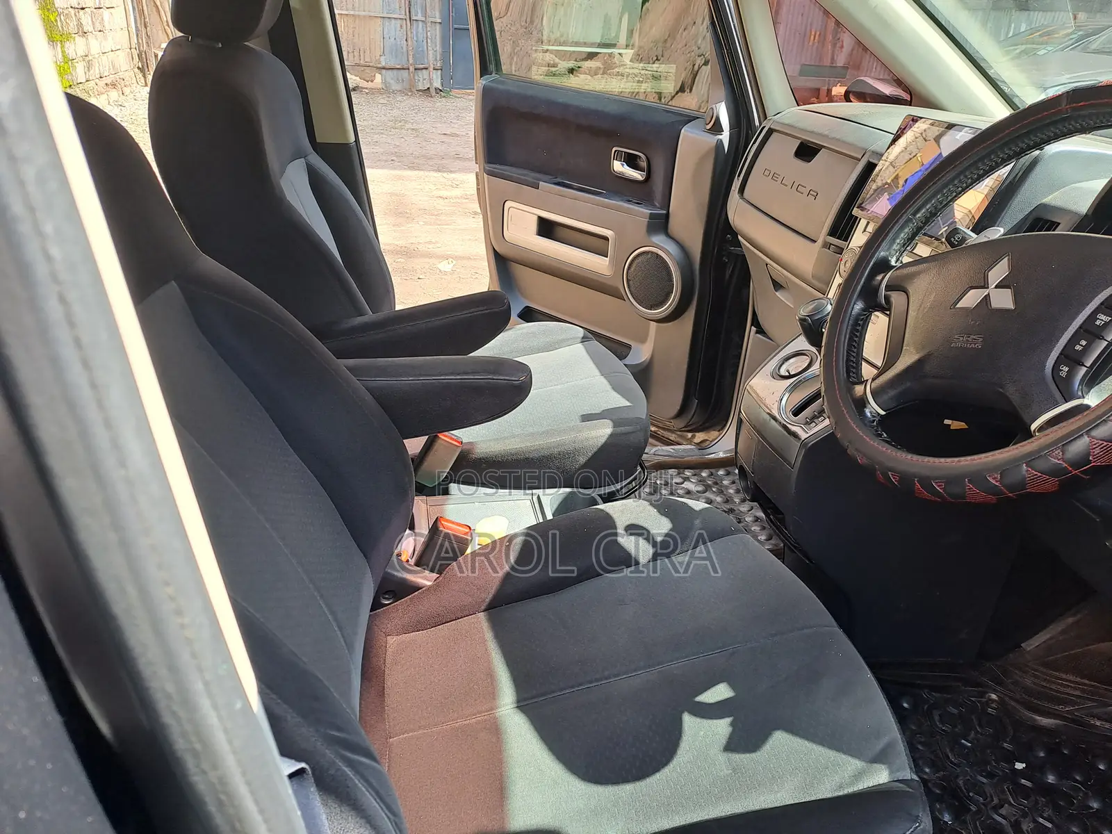 Mitsubishi Delica 2012 Black