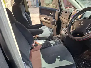 Mitsubishi Delica 2012 Black