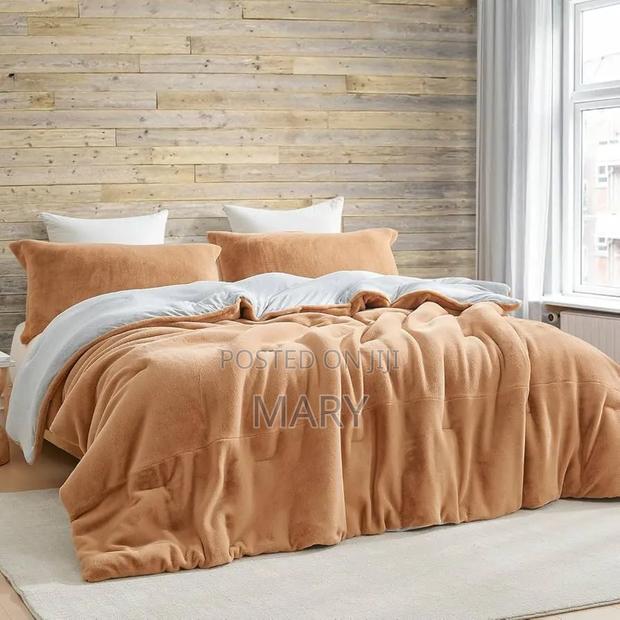 Coral Free Soft Blankets - thumbnail 2
