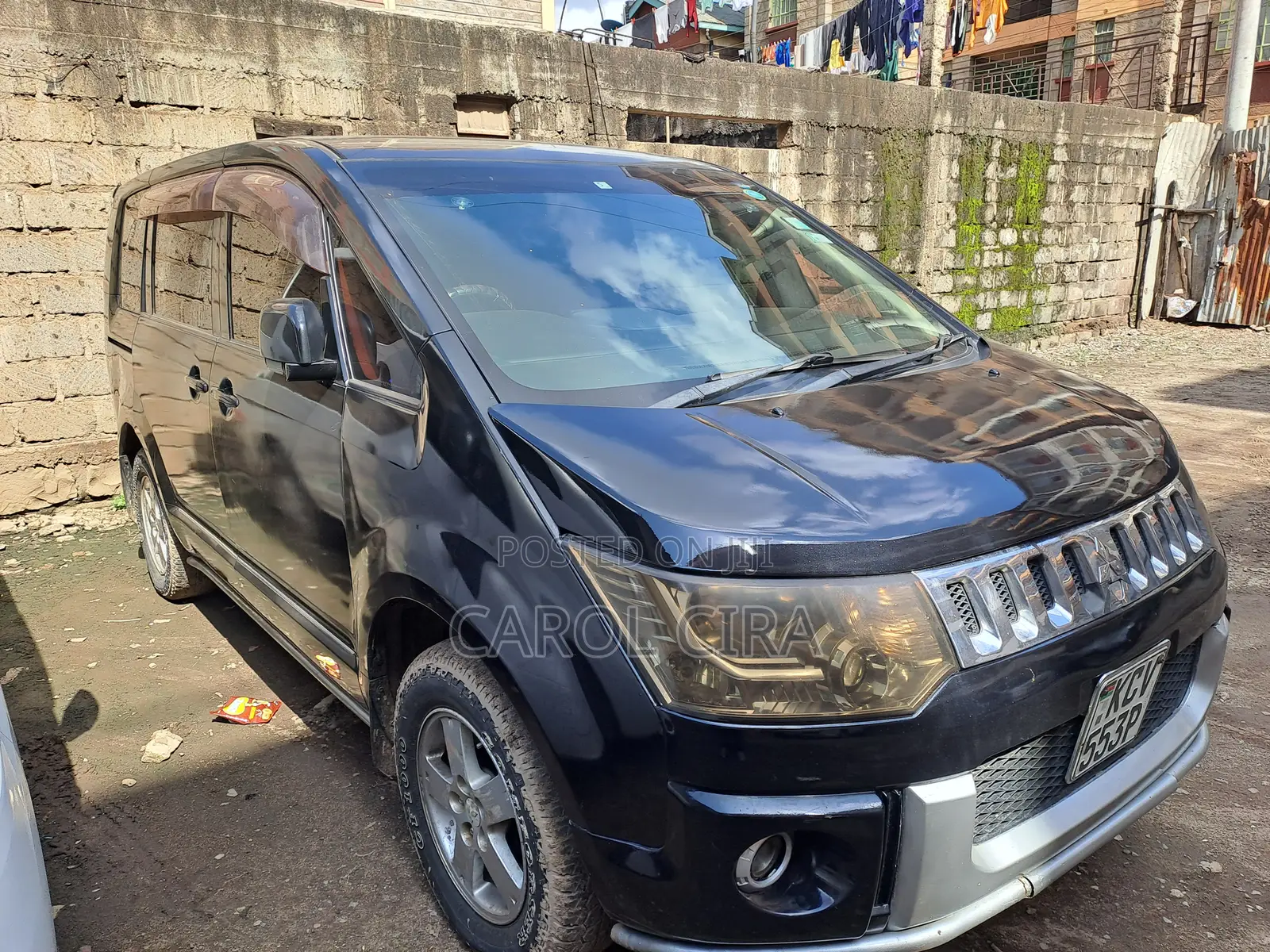 Mitsubishi Delica 2012 Black