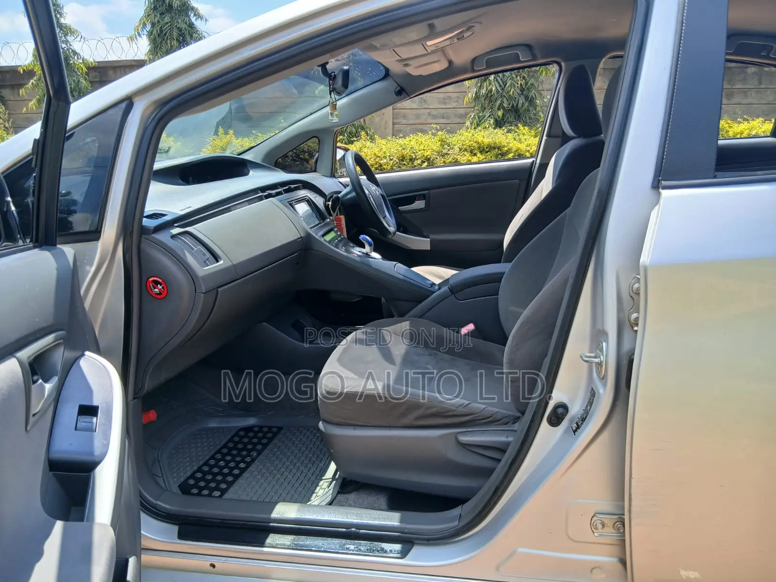 Toyota Prius 2011 Silver