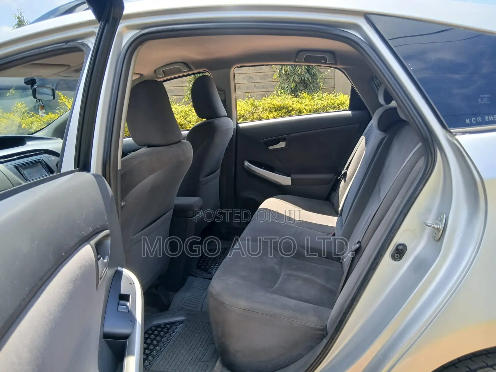 Toyota Prius 2011 Silver