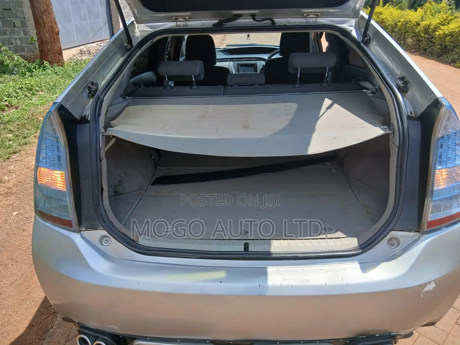 Toyota Prius 2011 Silver