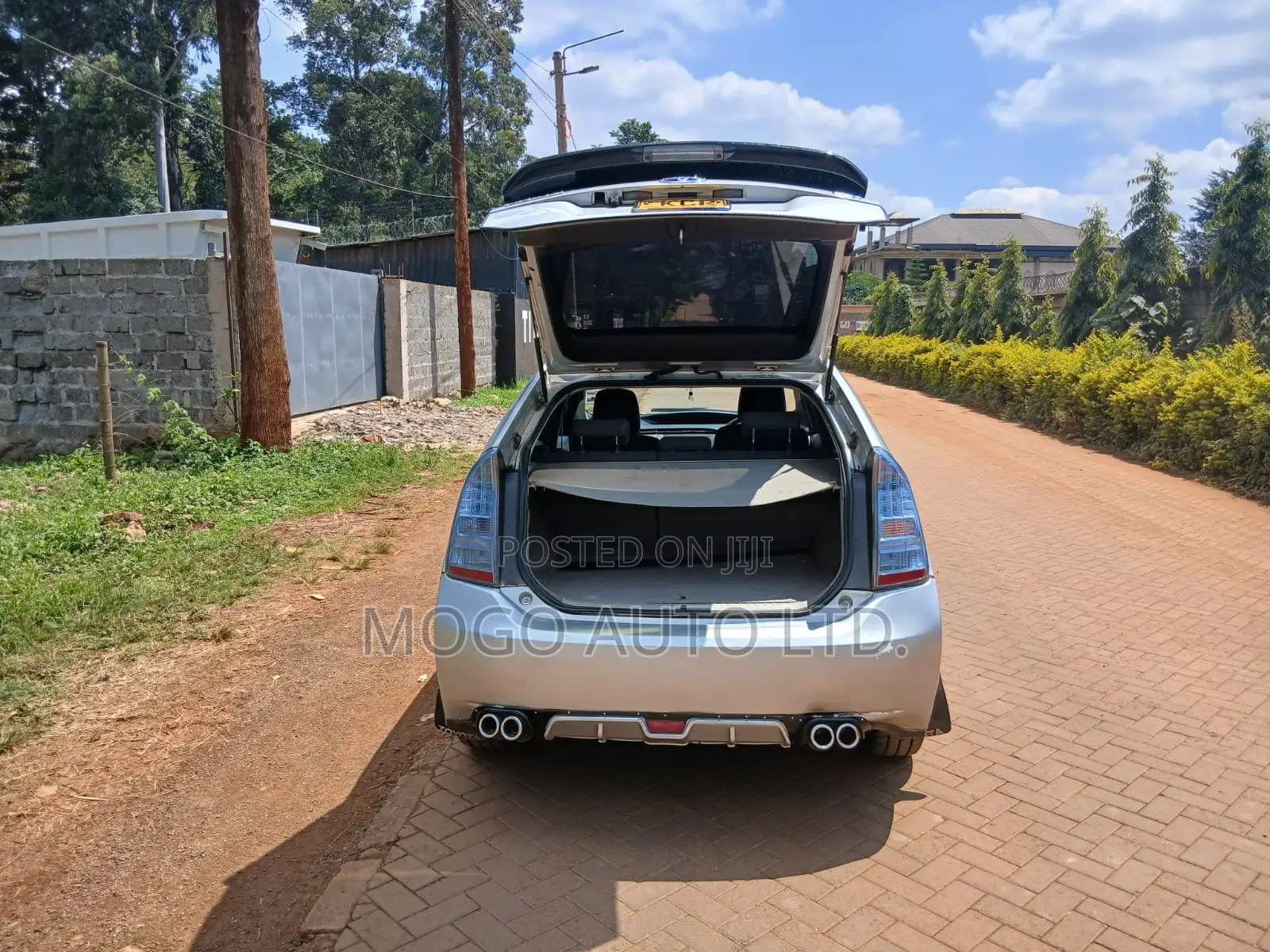 Toyota Prius 2011 Silver