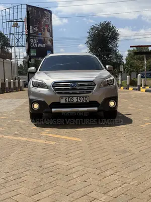 Subaru Outback 2017 Beige