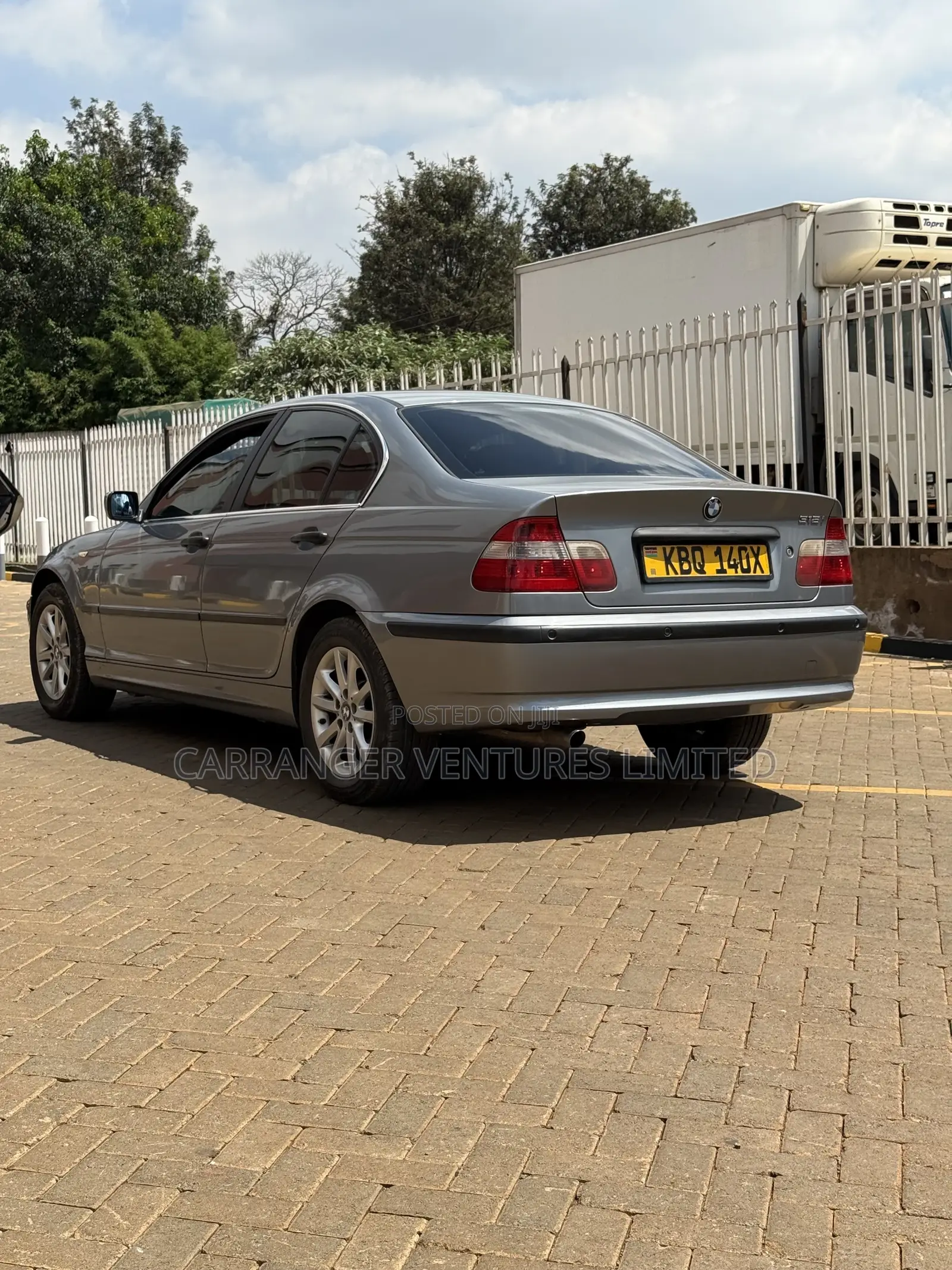 BMW 318i 2005 Gray