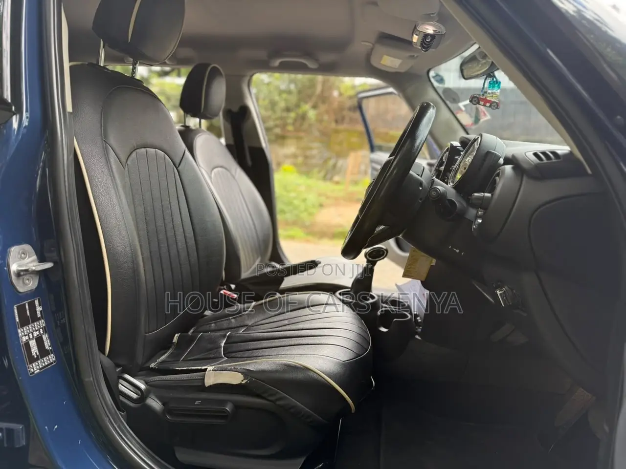 Mini Cooper 2016 Blue