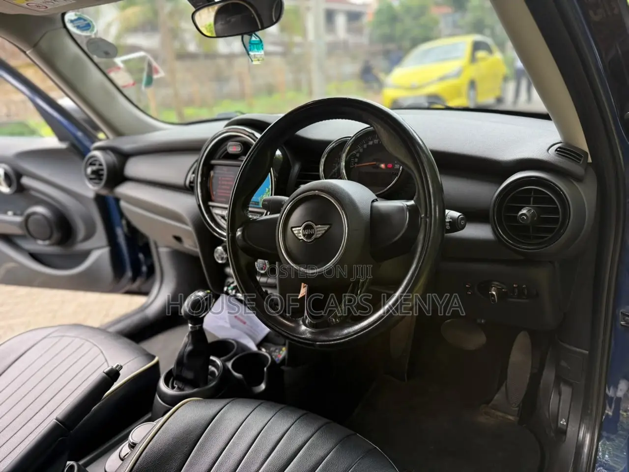 Mini Cooper 2016 Blue