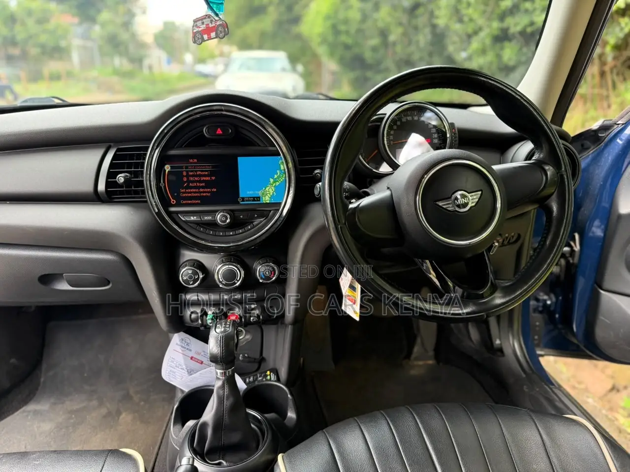 Mini Cooper 2016 Blue