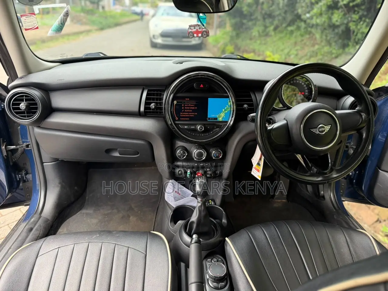 Mini Cooper 2016 Blue