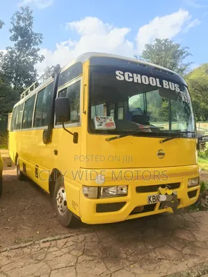 Nissan Civilian 2008 Yellow