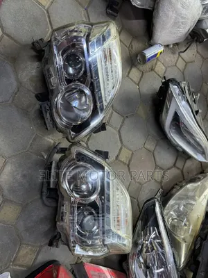 Nissan X-Trail Nt31 Headlights