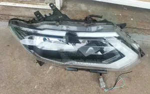 Nissan Xtrail 2018 Non Xenon Headlight