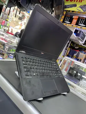 Laptop Dell Latitude 12 E7270 8GB Intel Core i5 SSD 256GB