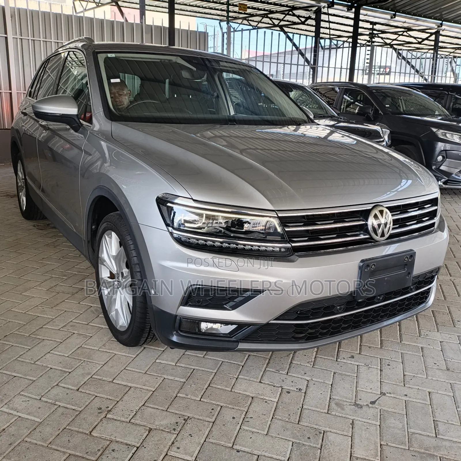 Volkswagen Tiguan 2019 Beige