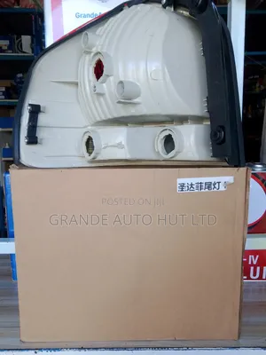 Tail Lamp Right Hyundai Santa Fe 2004 (Yebi Brand)