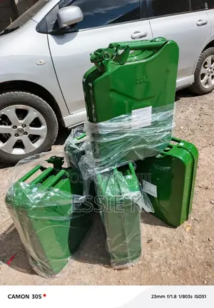 Portable Metallic Fuel Jerrican
