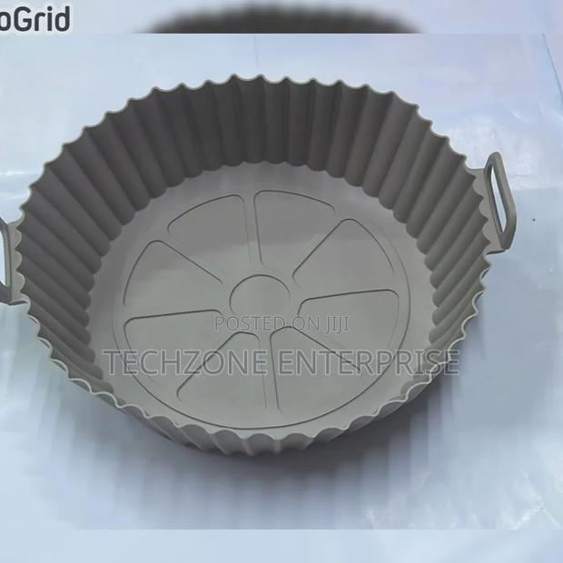 Food Grade Silicone 16-22cm Air Fryer Liner Baking Tin