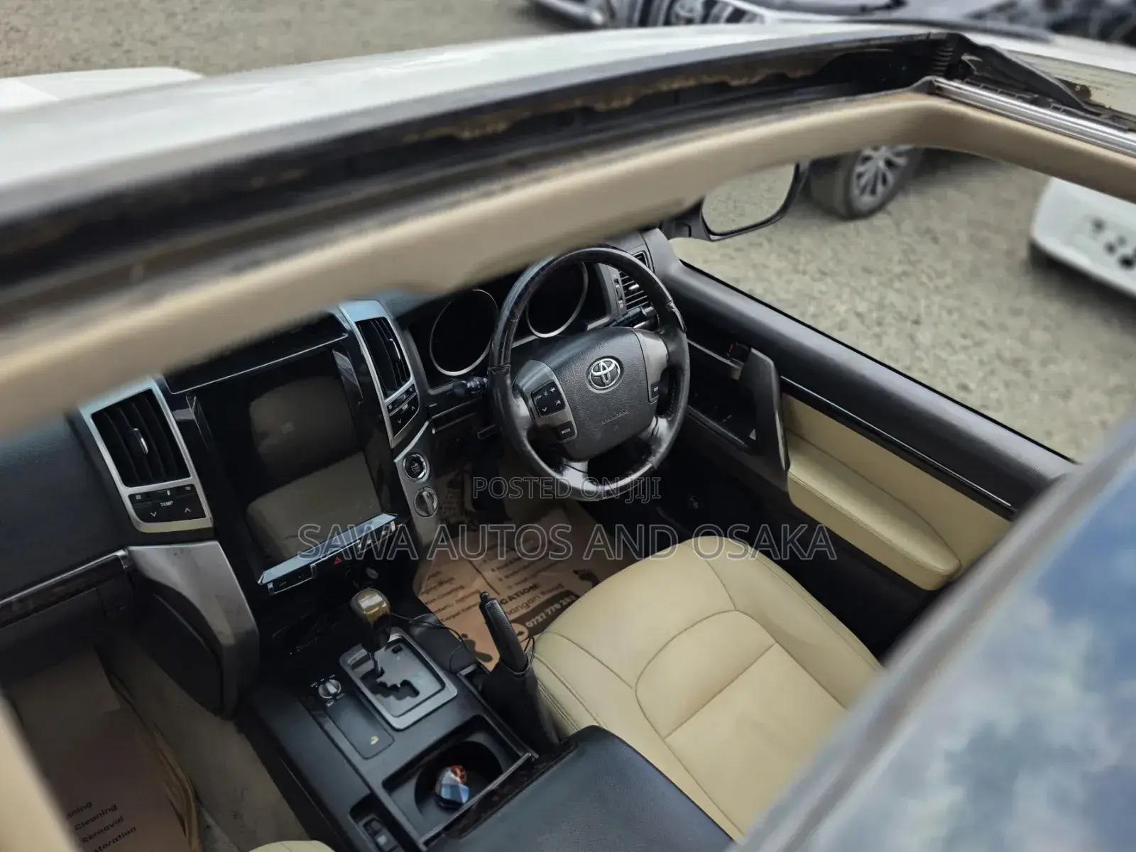 Toyota Land Cruiser 2010 Pearl