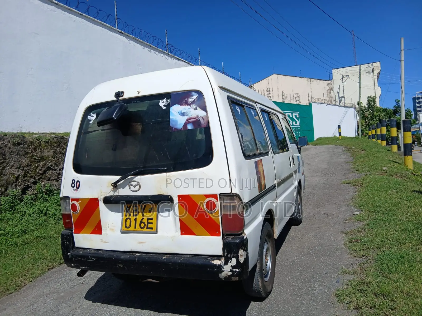 Mazda Bongo 2007 White