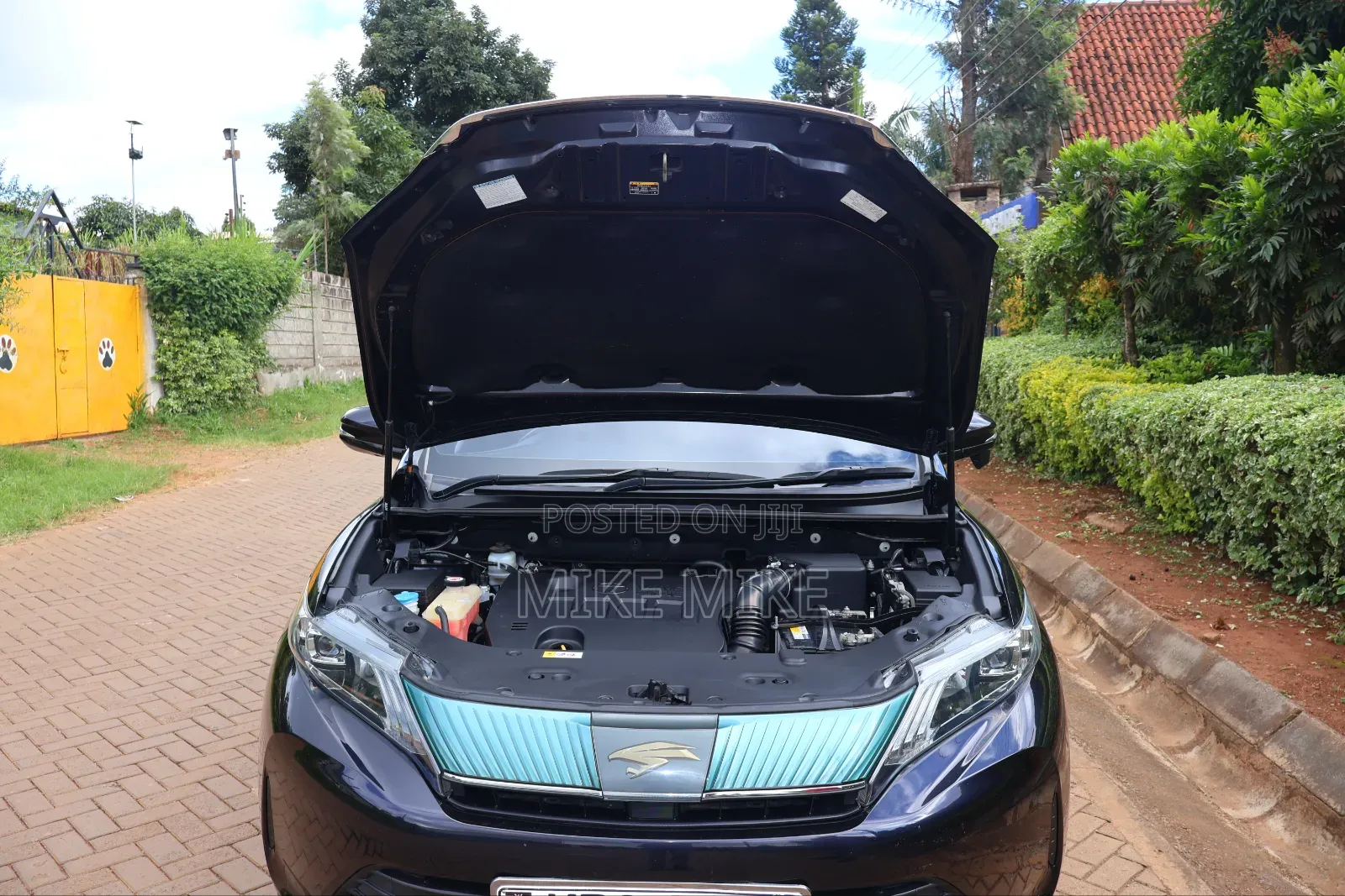 Toyota Harrier 2.0 2017 Black