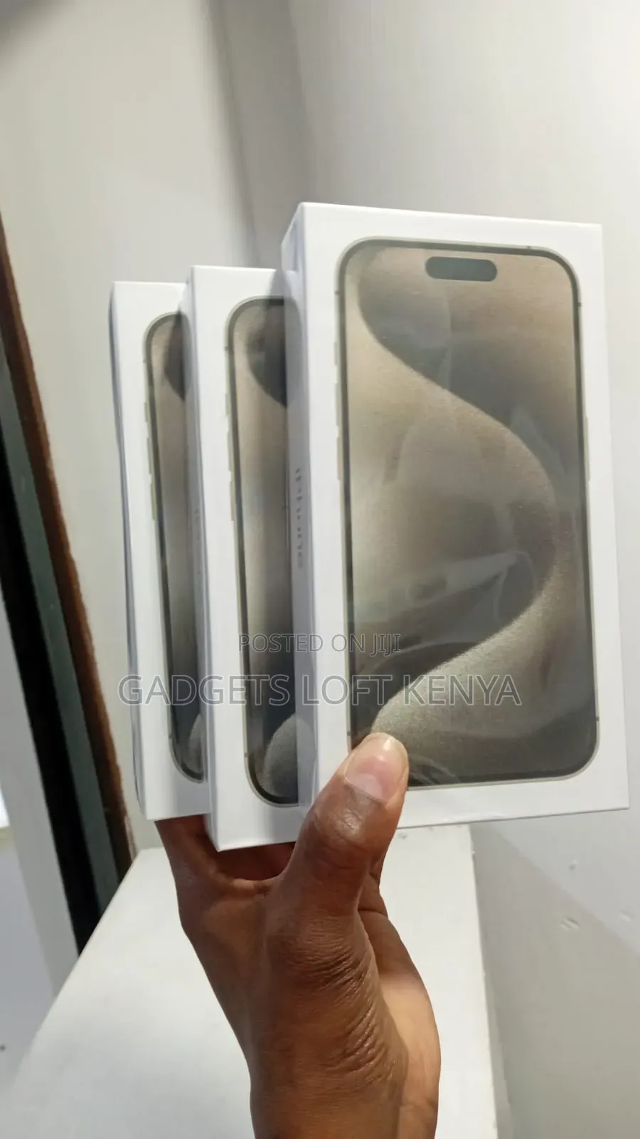 New Apple iPhone 15 Pro Max 256 GB Silver