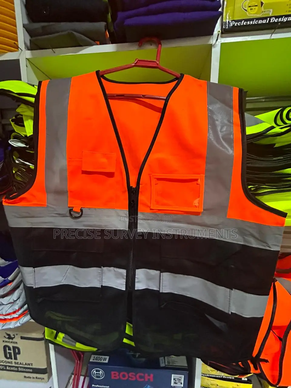 Professional Reflector Vest With Utility Tool Pockets
