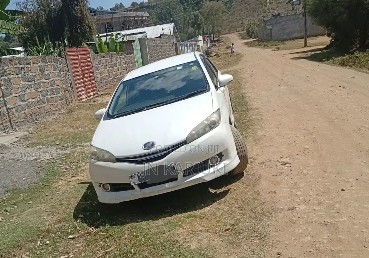 Toyota Wish 2014 White