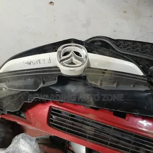 Mazda Premacy 2008 Grille.
