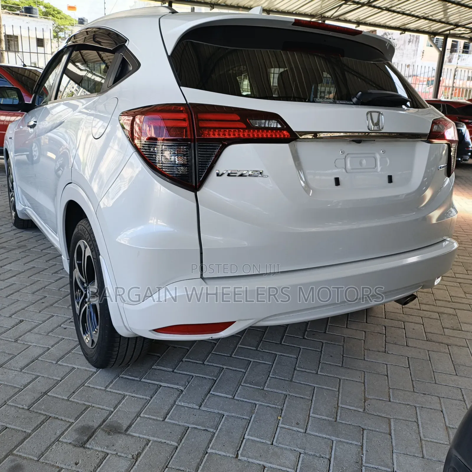 Honda Vezel 2019 White