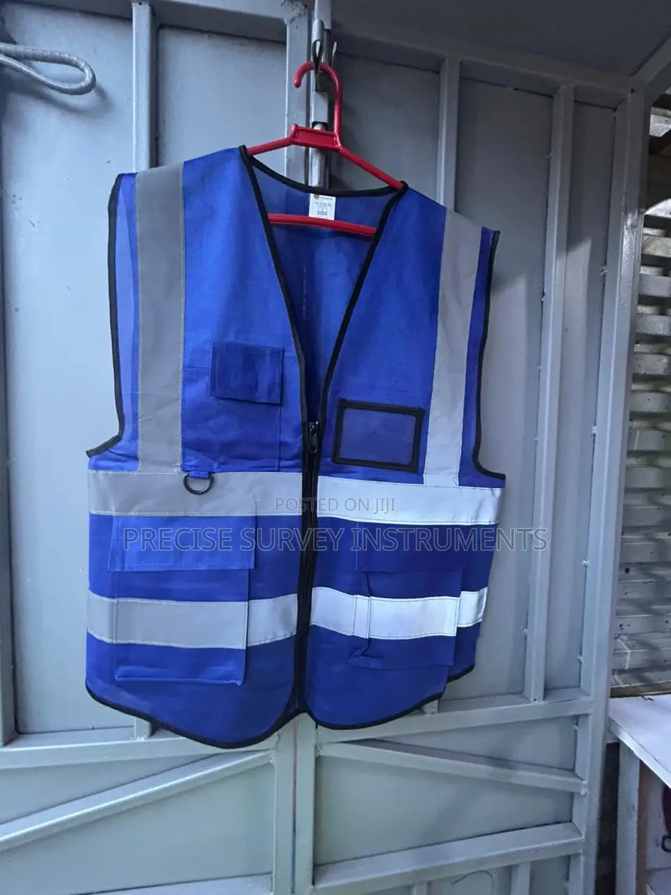 Multi-purpose Reflective Utility Vest With Secure Pockets