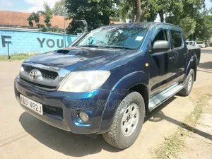 Toyota Hilux 2006 Blue