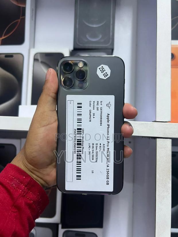 Apple iPhone 12 Pro 256 GB Black