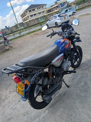 New Bajaj Boxer 150 UG 2025 Blue