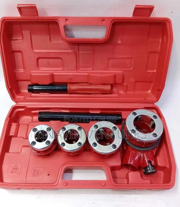 Die Stock Ratchet 1⁄2 3⁄8 3⁄4 1 11⁄4