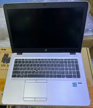 Laptop HP EliteBook 840 G3 8GB Intel Core i5 HDD+SSD 256GB